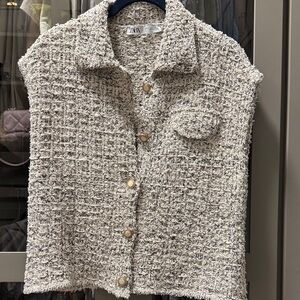 Zara Cream and Black Textured Vest
